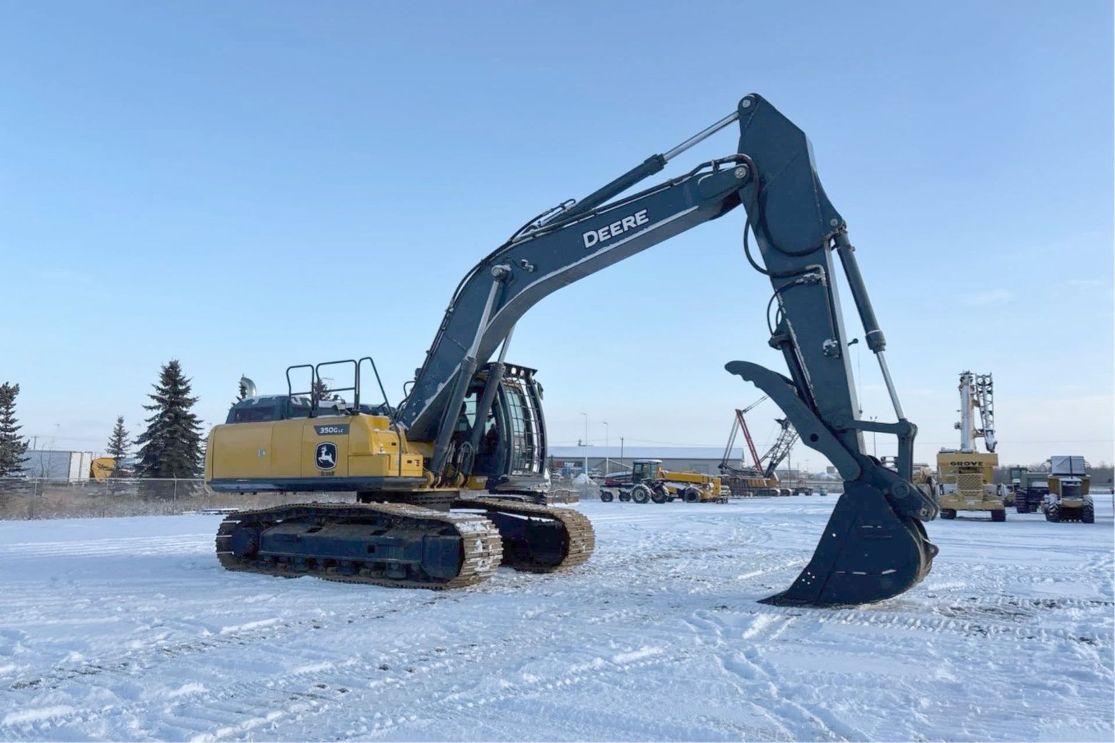 2022 John Deere 350G LC